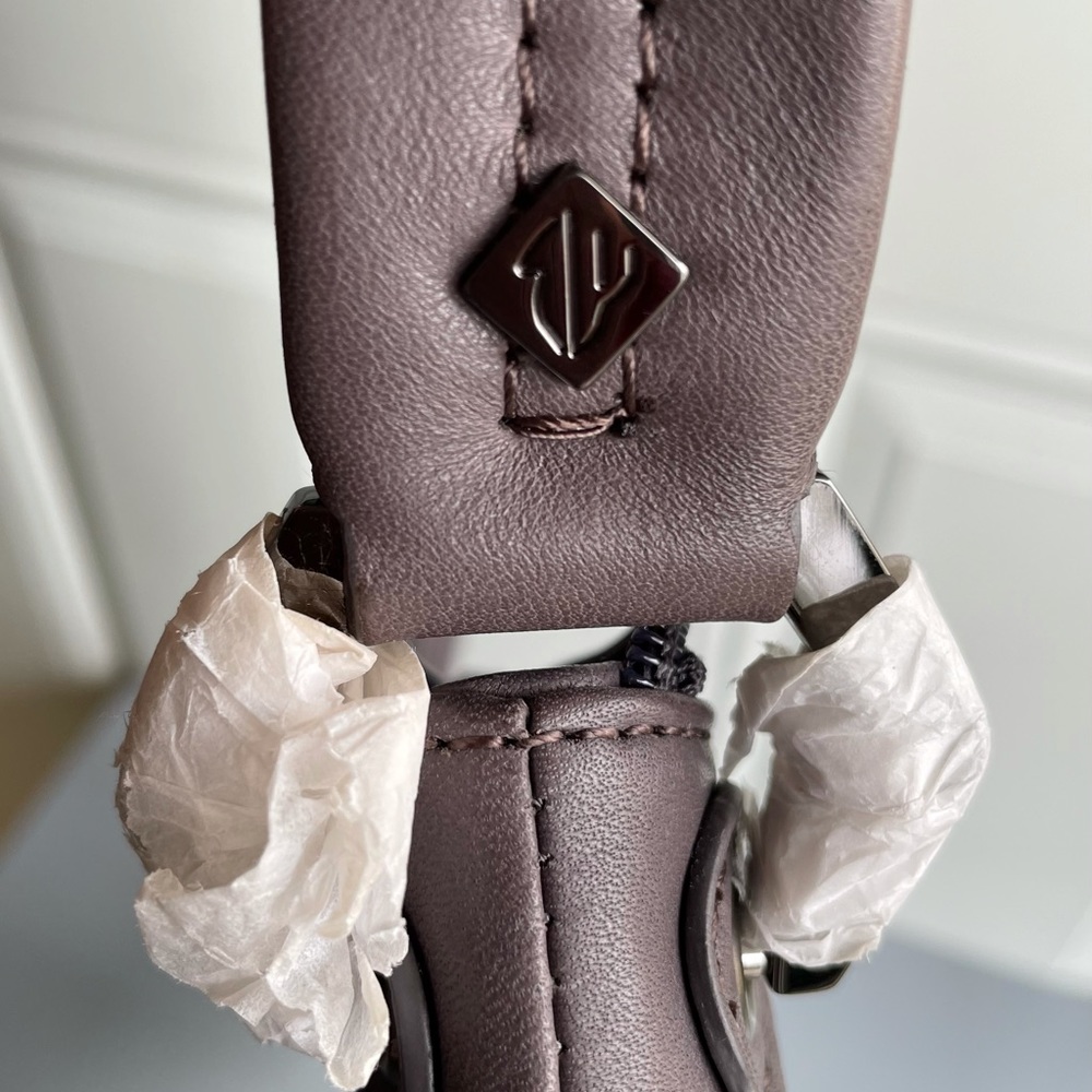NWT Eileen West Leather Hobo Purse - Picture 6 of 10